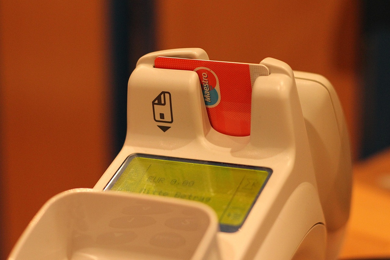 Nuove regole per il pagamento con POS: ecco cosa cambia per i commercianti